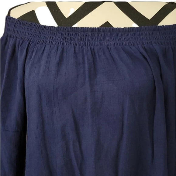 New Directions Off the Shoulder Top - Picture 2 of 4